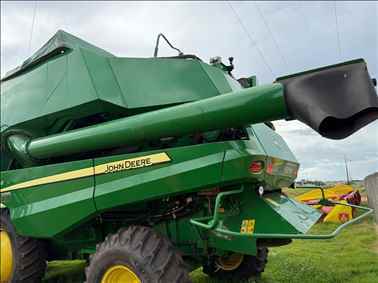 JOHN DEERE S440